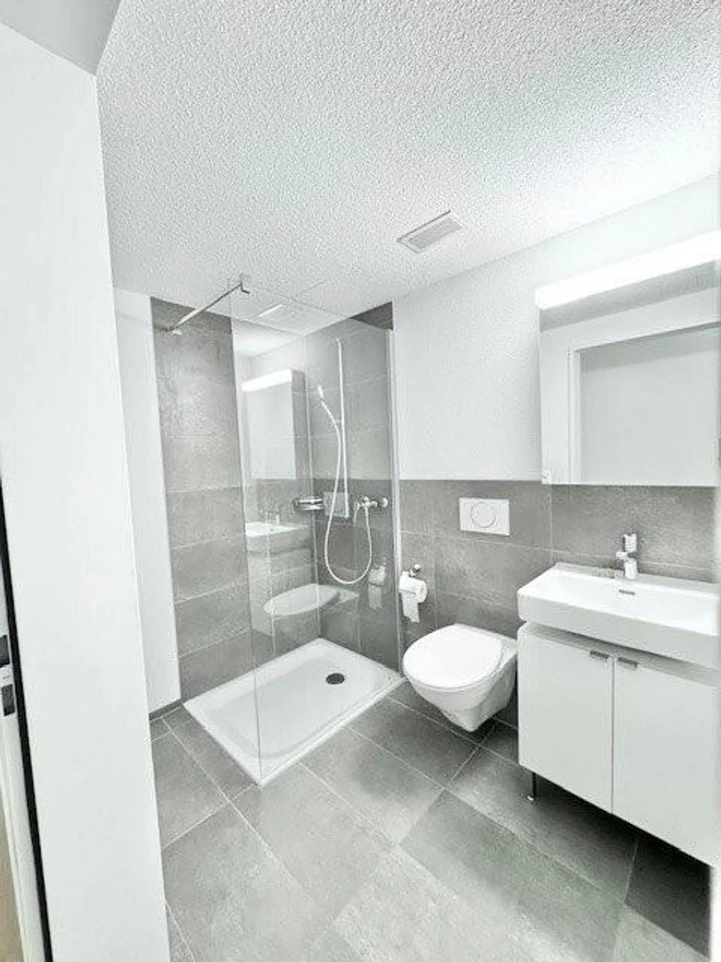 Moderne Wohnung in ruhiger Lage - Foto 4 von 8