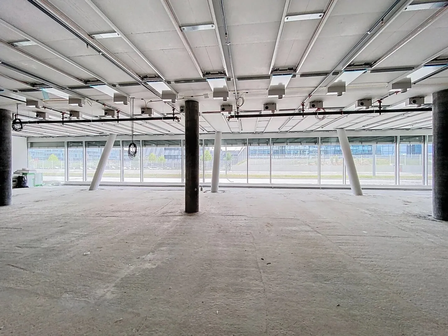 Schöne Arkade in Plan-les-Ouates - Foto 12 von 13
