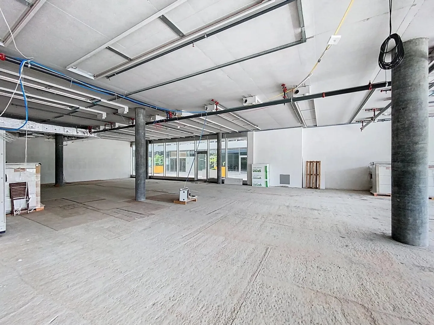 Schöne Arkade in Plan-les-Ouates - Foto 13 von 13