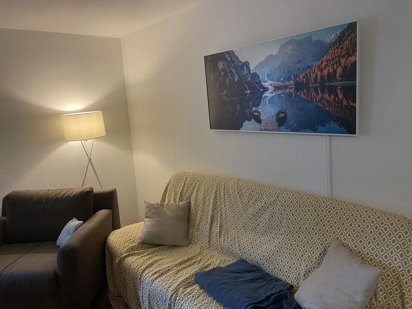 - Befristet - charmante, möbilierte 2-Zimmer-Einliegerwohnung - Foto 1 von 11