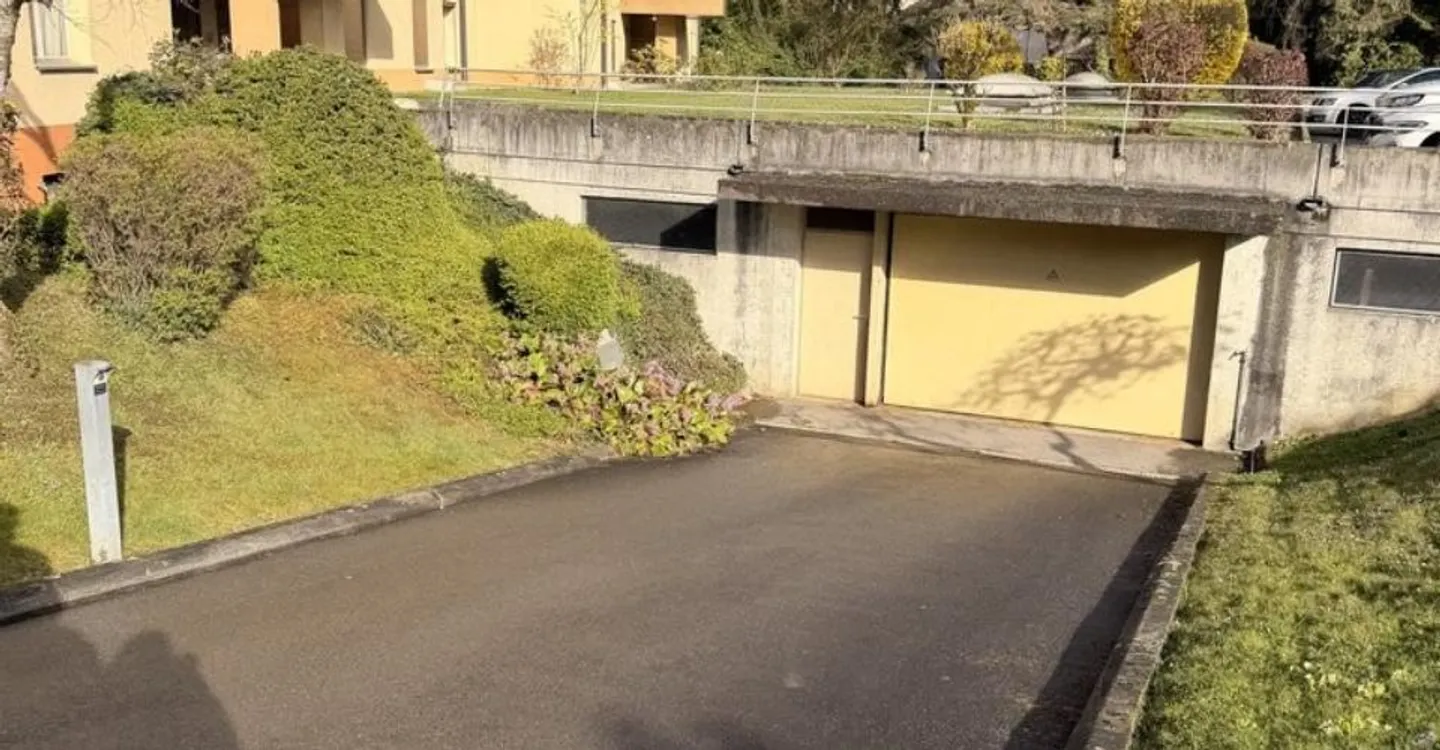 Indoor parking space in Prilly - Photo 1 of 1