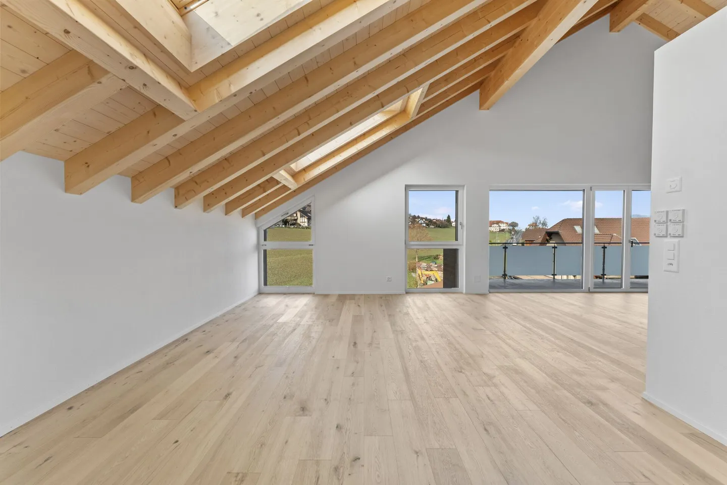 Erstbezug: moderne 3.5-Zimmerwohnung im Dachgeschoss nord - Foto 4 von 19