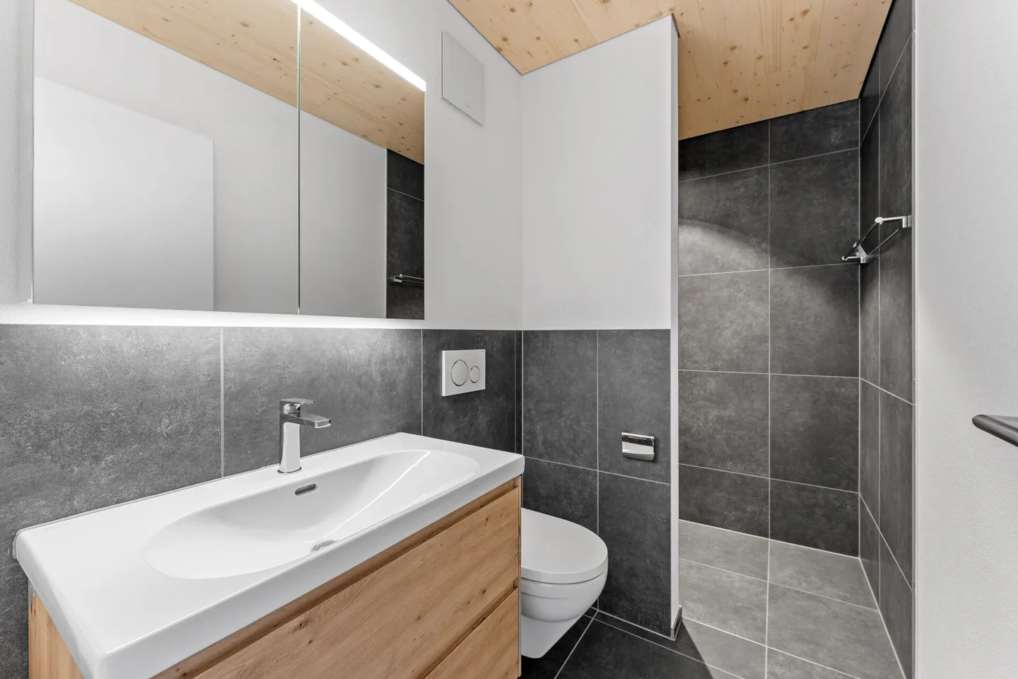 Erstbezug: moderne 3.5-Zimmerwohnung im Dachgeschoss nord - Foto 15 von 19