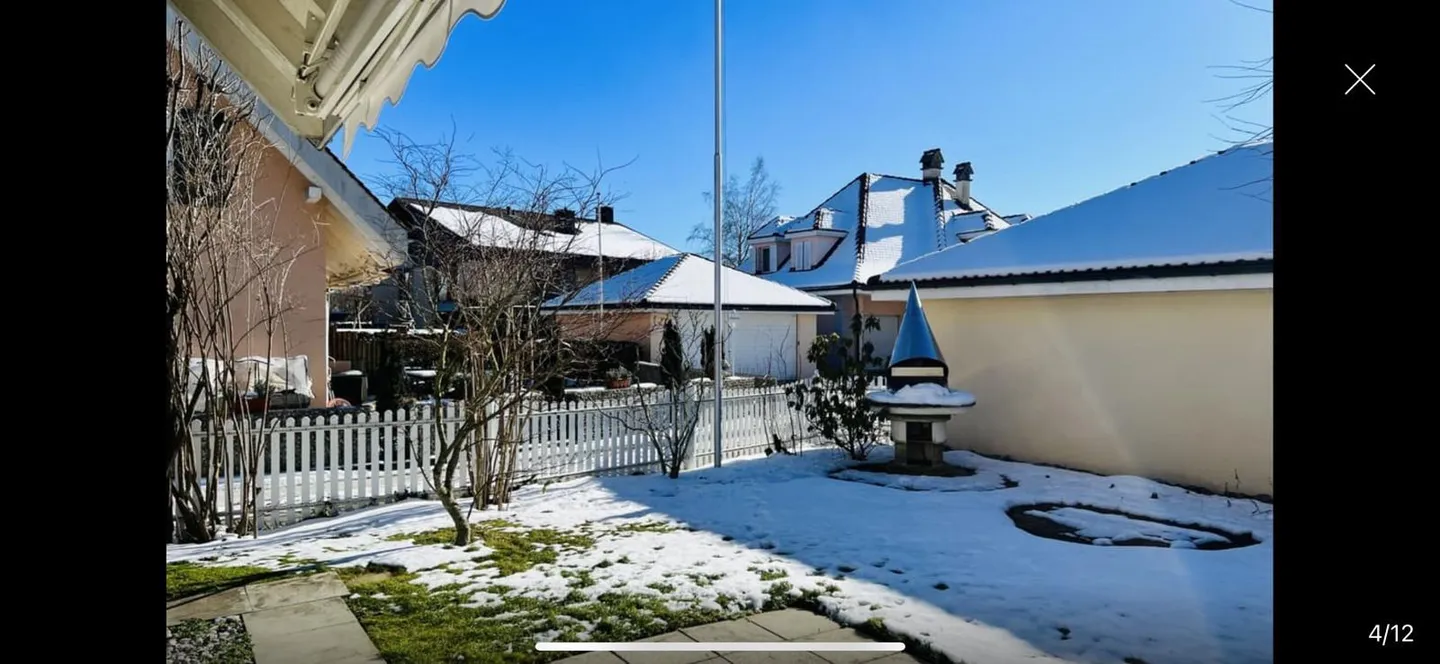 Charming 5.5-room semi-detached house with pool in Zimmerwald - Photo 4 of 11