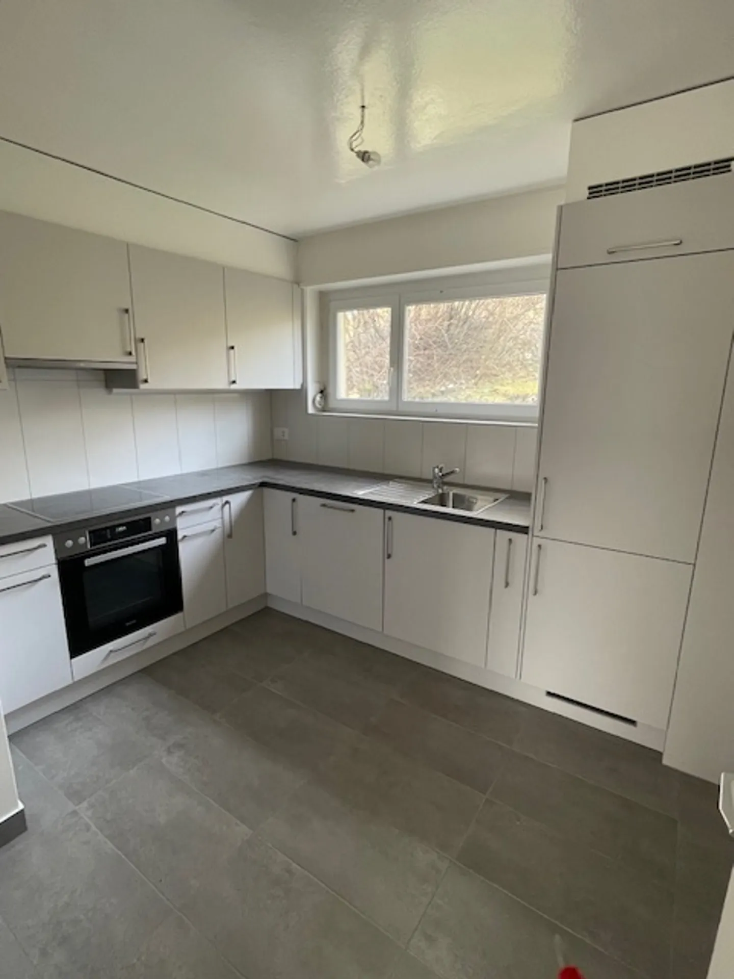 4-room apartment - Photo 1 of 7