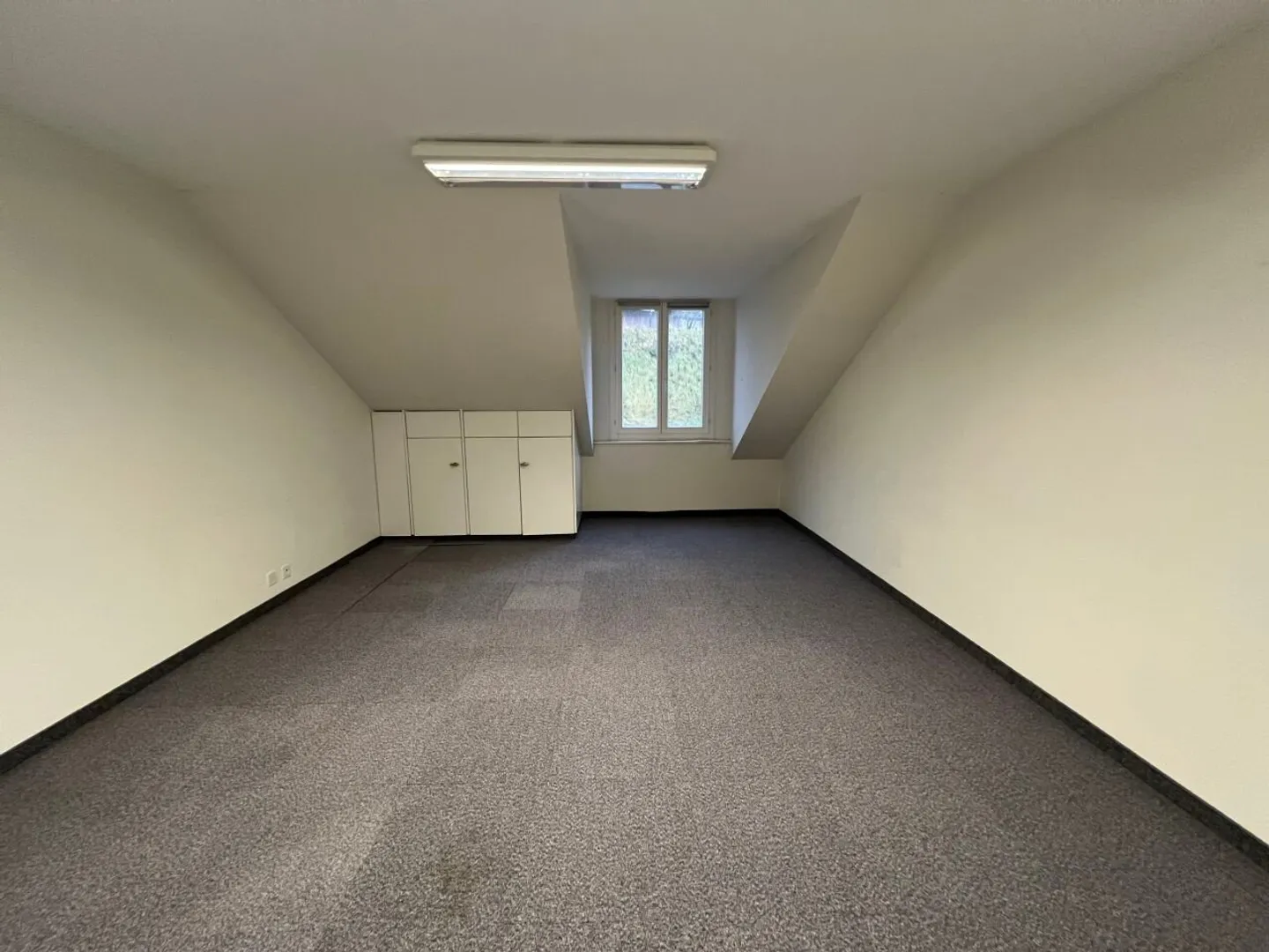 Ufficio di 30m² nel Castello di Vaumarcus - Foto 2 di 7