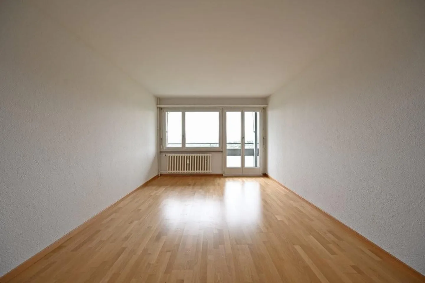 Appartement confortable dans un emplacement élevé avec vue panoramique - Photo 8 sur 12