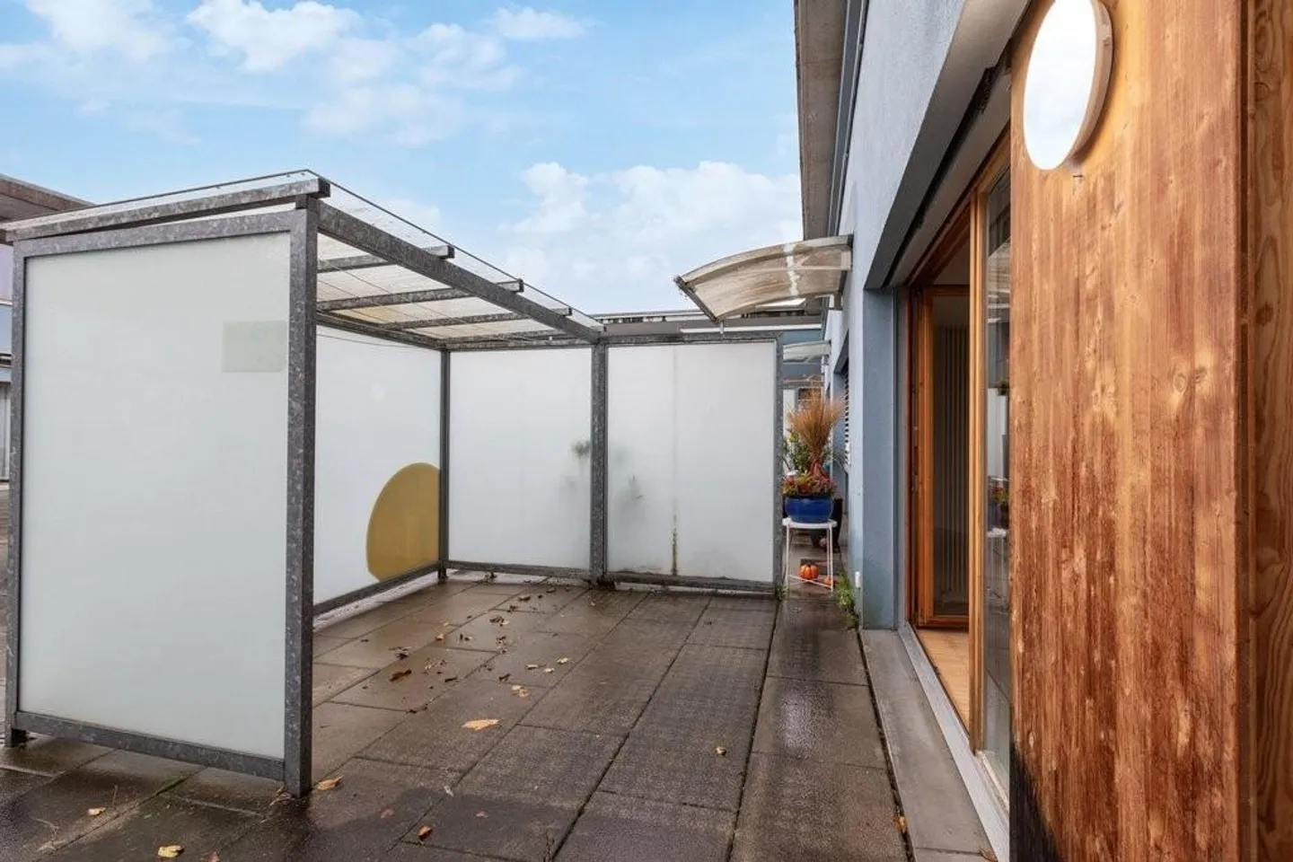 Here, living feels right - Photo 10 of 10