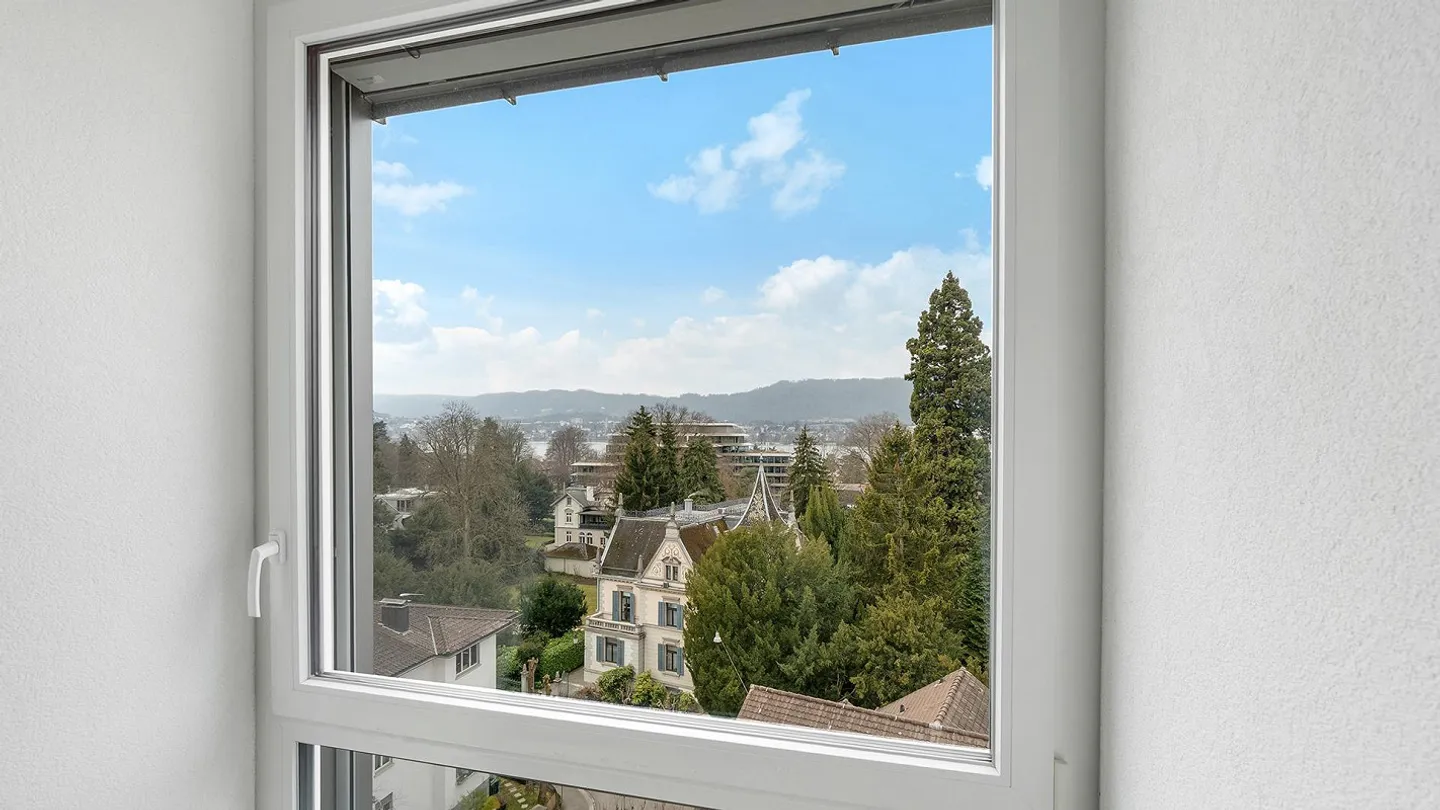 Ufficio completamente sviluppato con vista unica sul lago - Foto 5 di 5