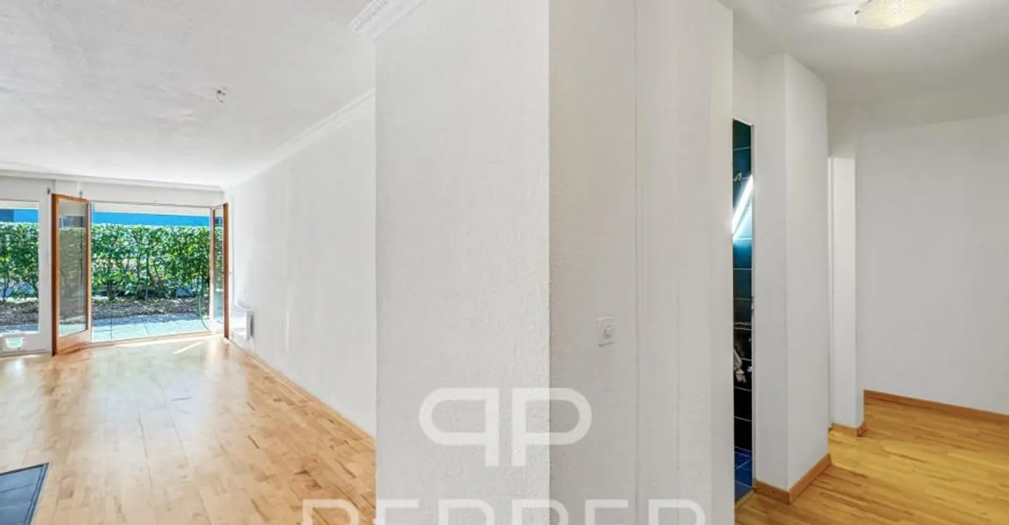 Vaste appartement en rez-de-jardin au coeur de Chailly - Foto 2 von 12