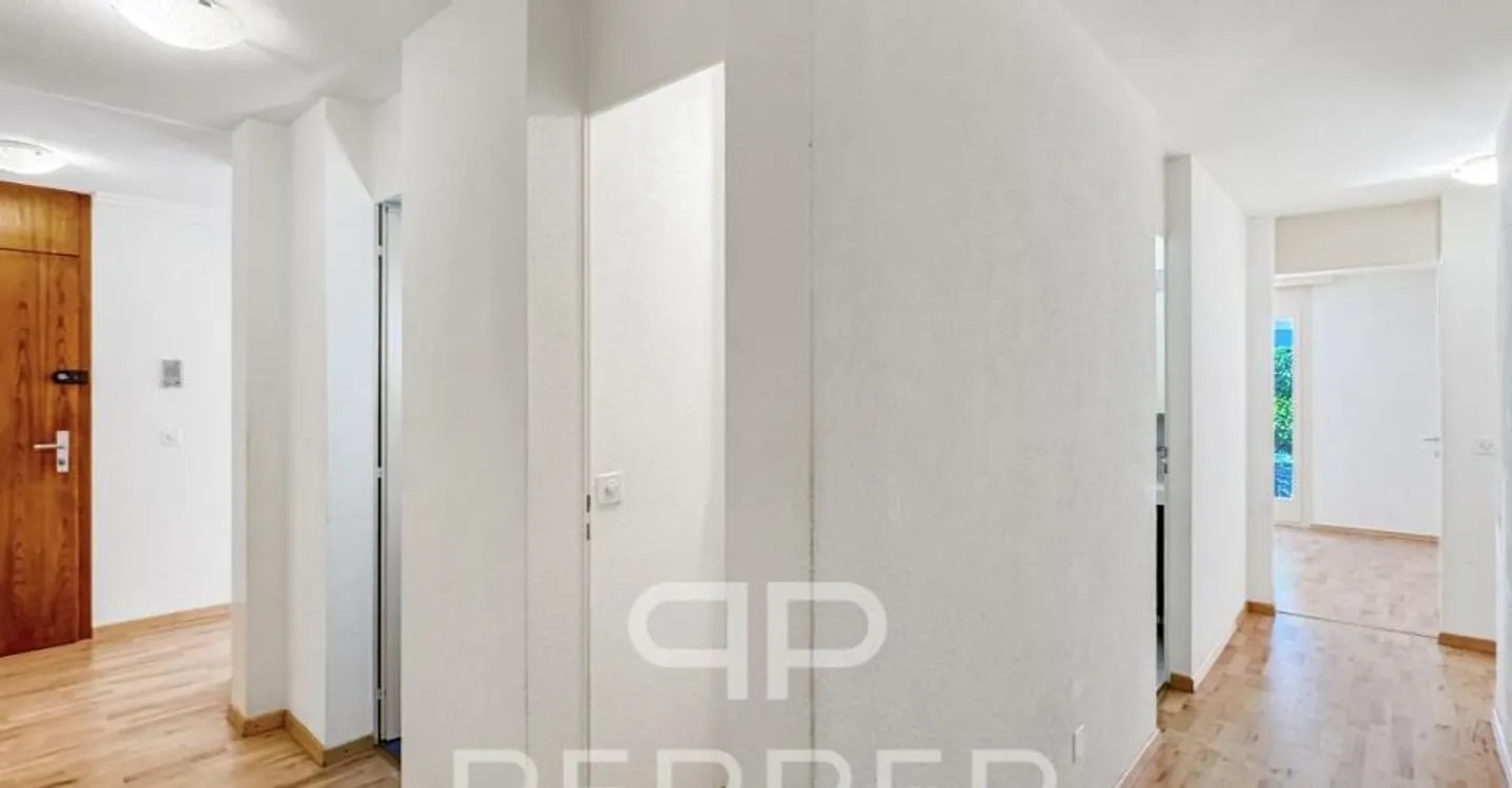 Vaste appartement en rez-de-jardin au coeur de Chailly - Foto 6 von 12