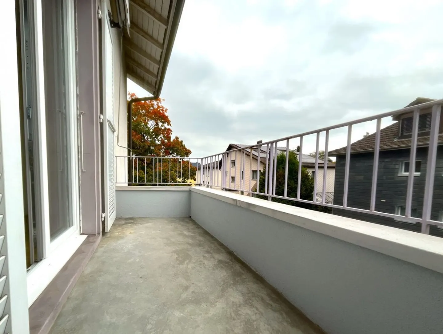Appartement rénové et confortable dans un quartier calme - Photo 8 sur 8