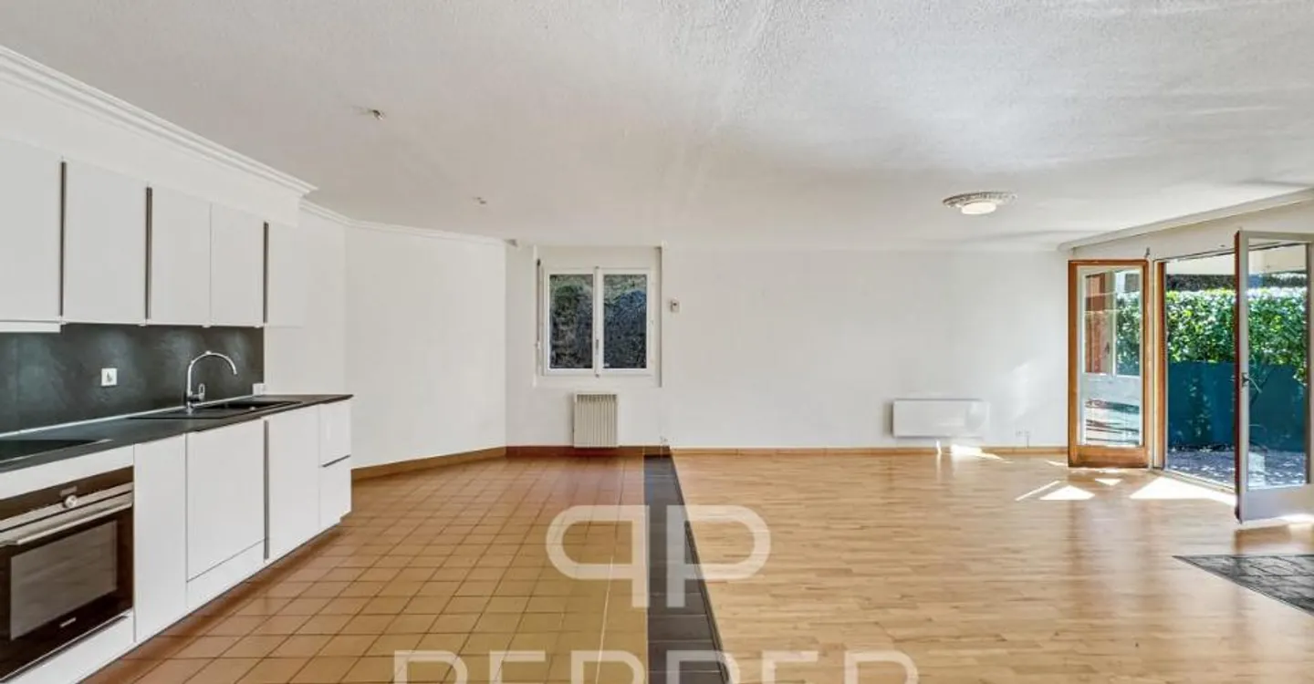 Vaste appartement en rez-de-jardin au coeur de Chailly - Foto 4 von 12