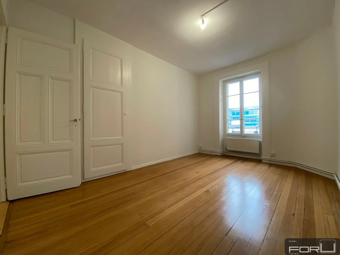 Sehr schönes 3-Zimmer-Apartment im alten Stil mit Balkon in der Servette - Foto 4 von 7