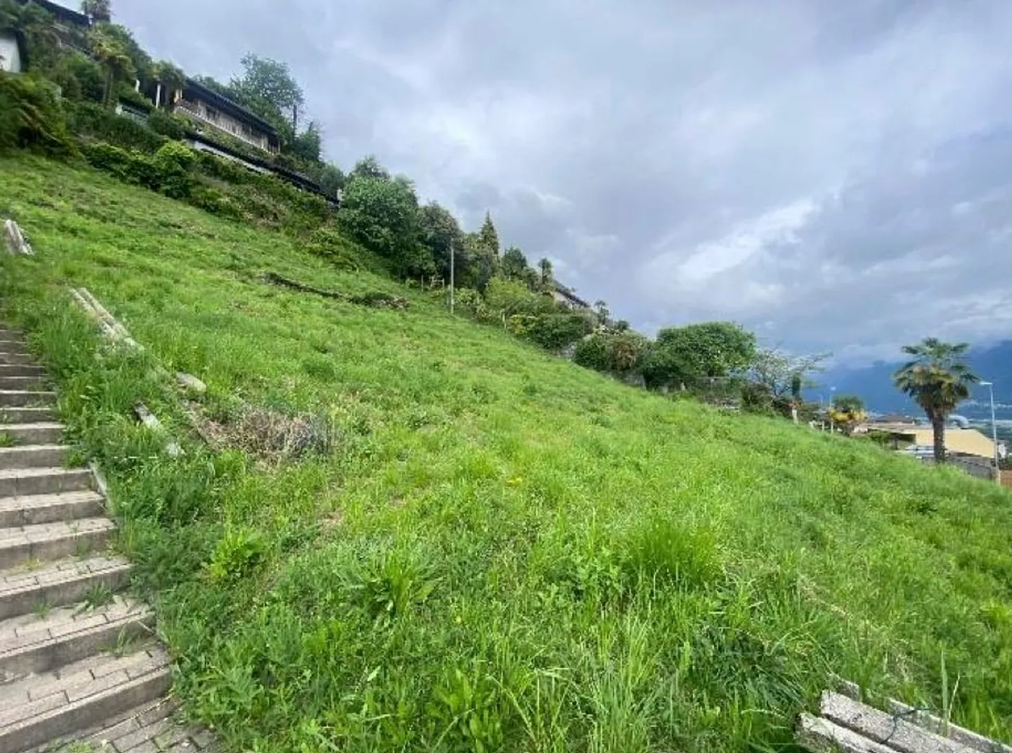 Building land with 1143m2 with lake view - Photo 3 of 5