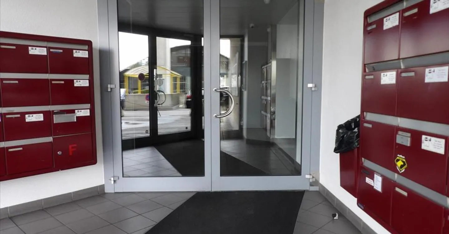 Office space for rent - Photo 7 of 13