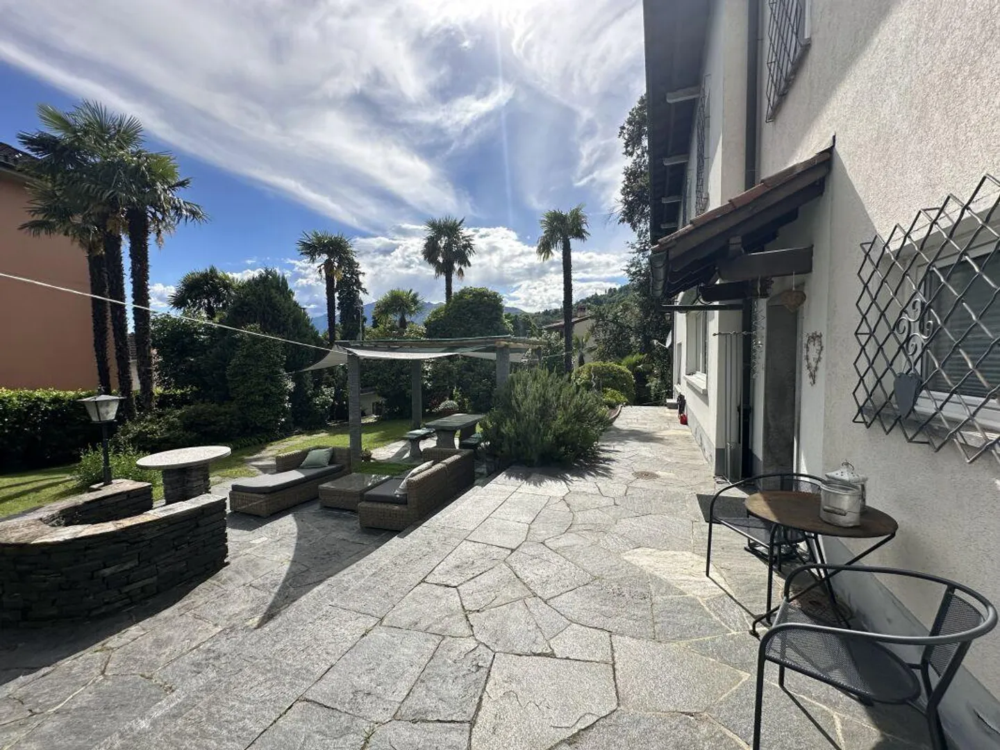 Charming Vintage Apartment with Garden - Photo 26 of 30