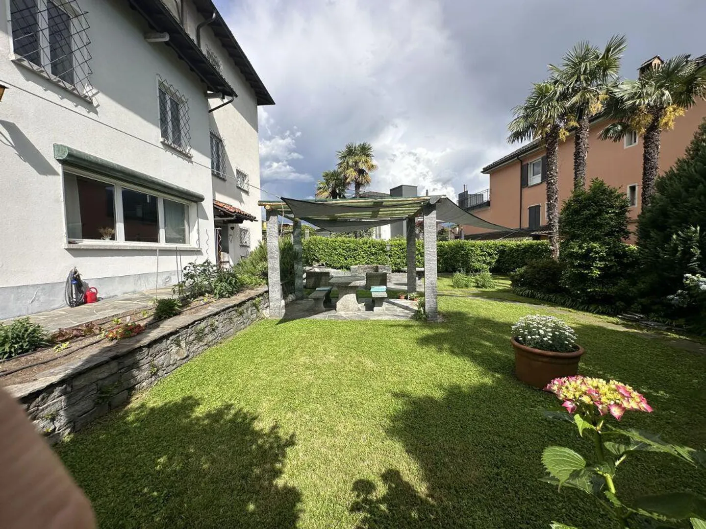 Charming Vintage Apartment with Garden - Photo 30 of 30