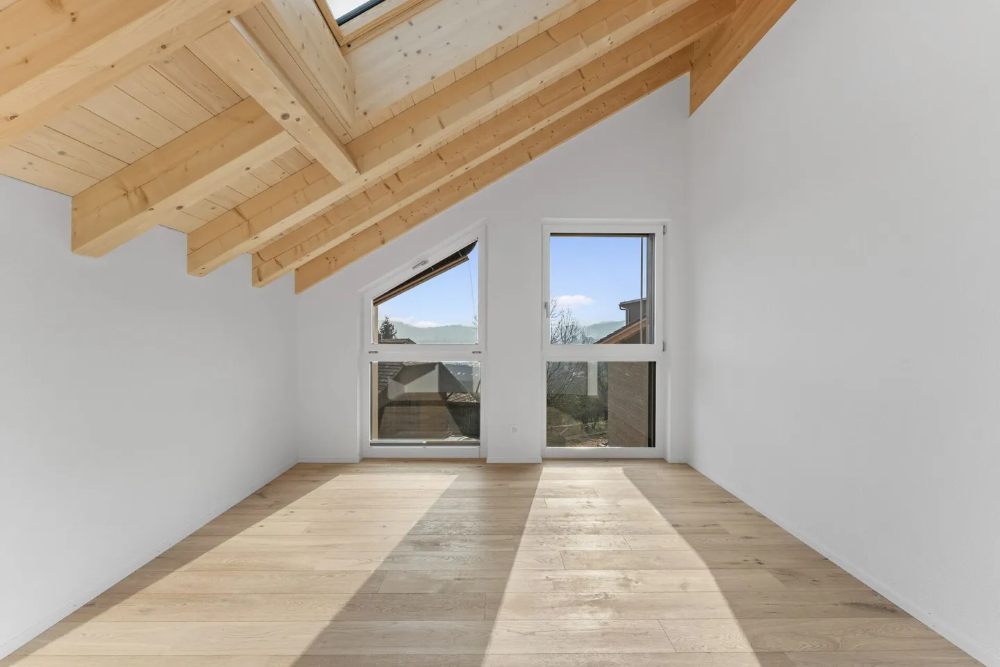 Première occupation : appartement moderne de 3,5 pièces au dernier étage sud - Photo 9 sur 19