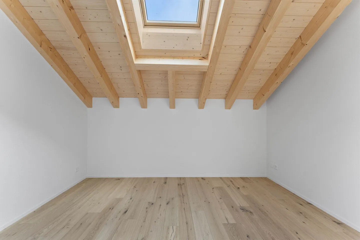 Première occupation : appartement moderne de 3,5 pièces au dernier étage sud - Photo 12 sur 19