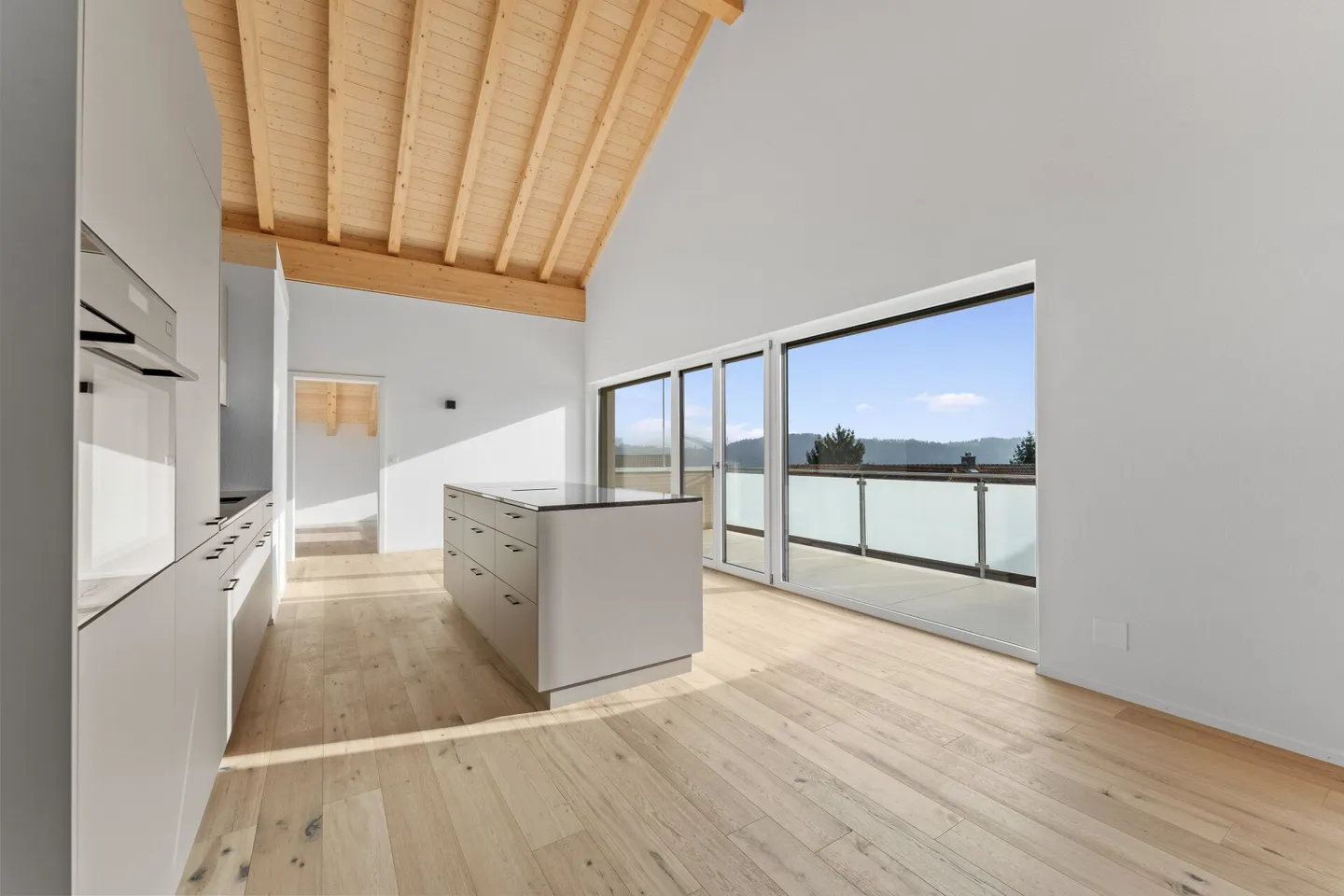 Première occupation : appartement moderne de 3,5 pièces au dernier étage sud - Photo 5 sur 19