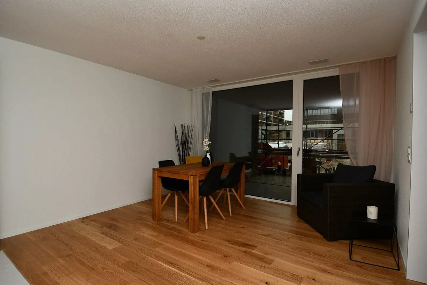 Modernes Apartment in Liebefeld - Foto 2 von 9