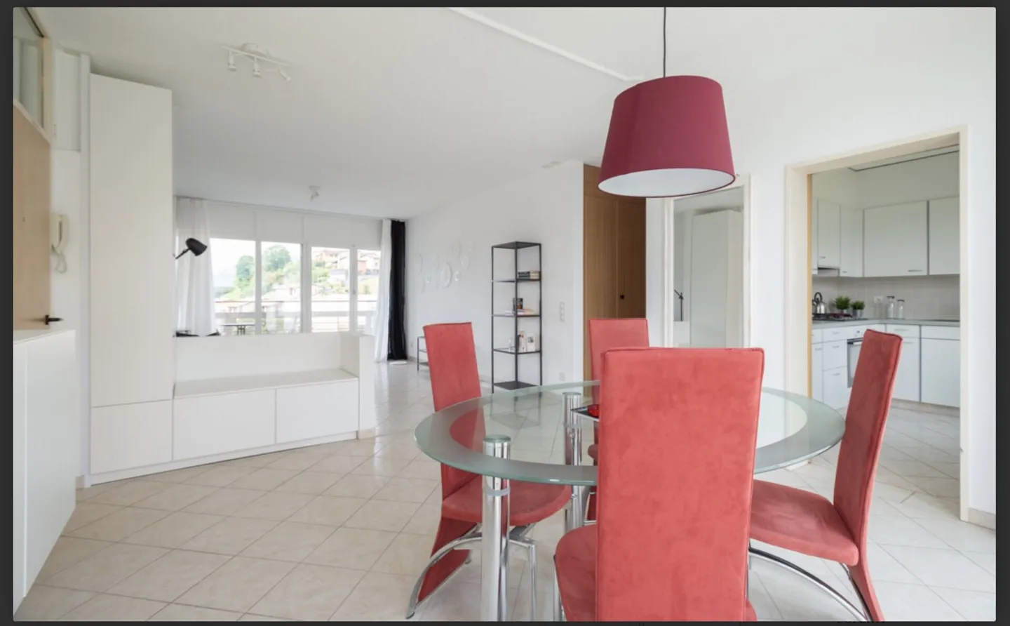 Komfortables und charmantes 3.5-Zimmer-Apartment in Balerna - Foto 2 von 8