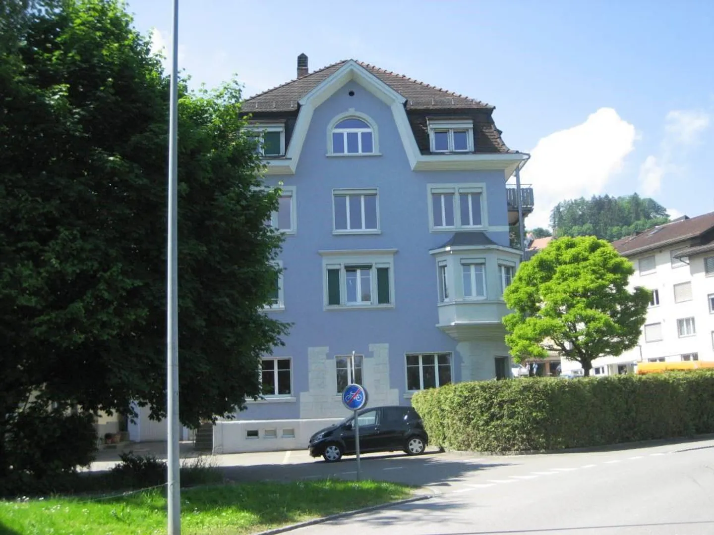 Charming old-style apartment for sale - Photo 2 of 21