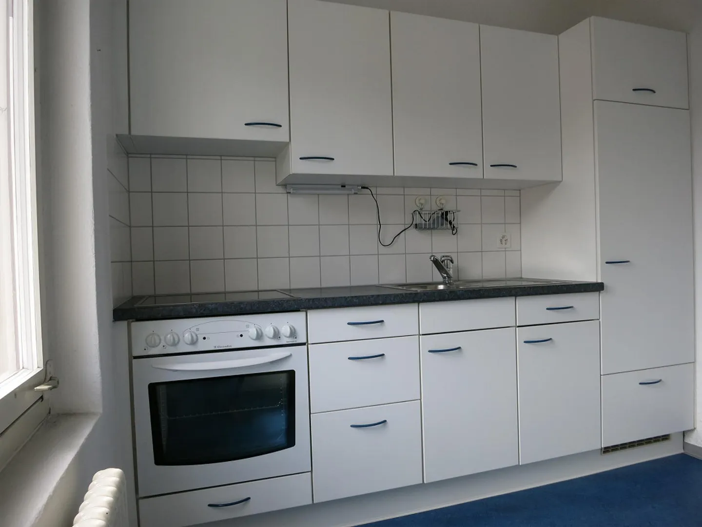 3-Room Old Building Apartment 3rd Floor - Photo 14 of 14