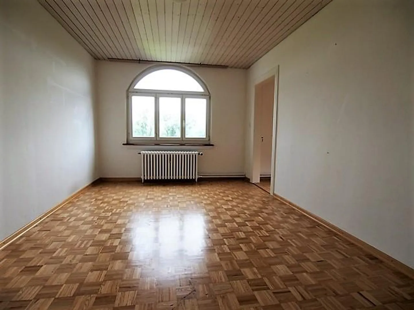 Charming old-style apartment for sale - Photo 16 of 21