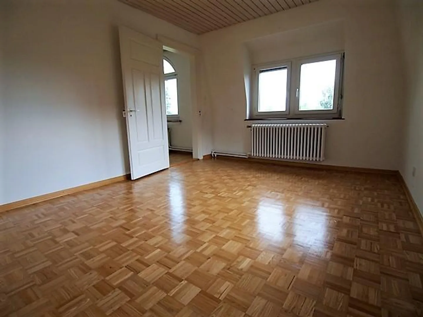 Charming old-style apartment for sale - Photo 17 of 21