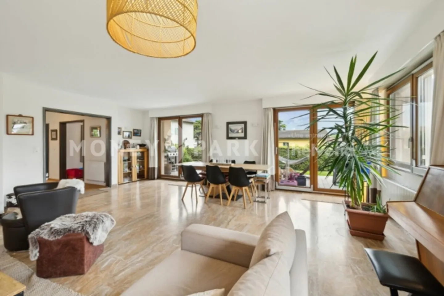 Magnifica villa a Vétroz - Foto 1 di 10