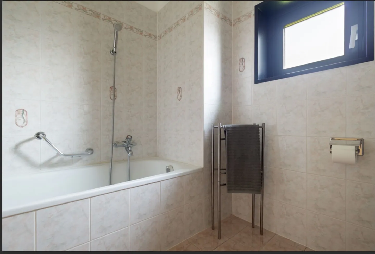 Komfortables und charmantes 3.5-Zimmer-Apartment in Balerna - Foto 8 von 8