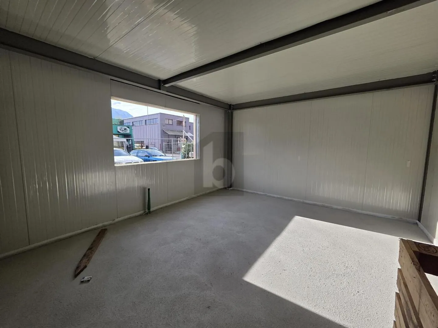 Ufficio spazioso con parcheggi - Foto 3 di 5