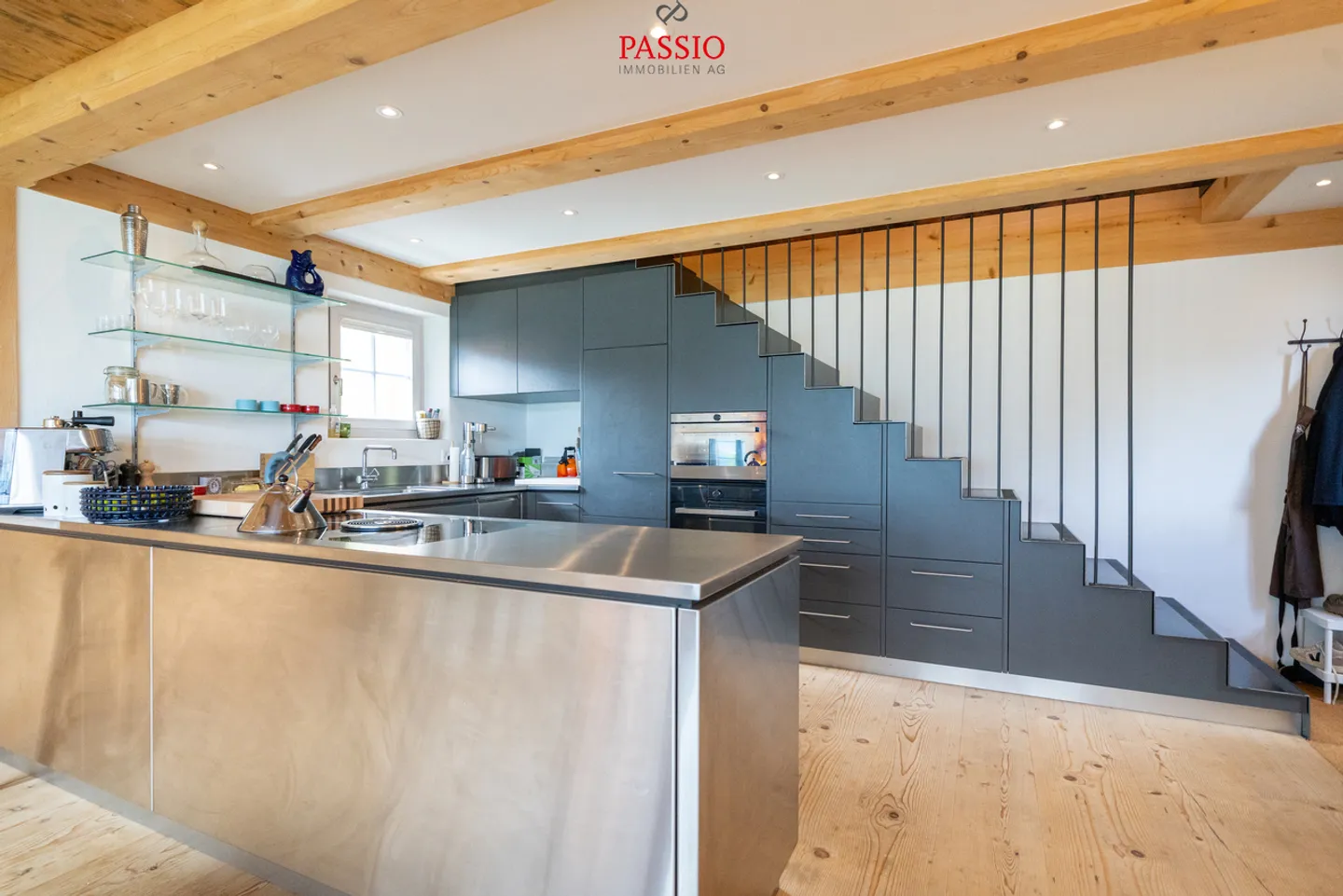 Casa storica di 3,5 stanze con studio di 1 stanza direttamente sul lago di Brienz - Foto 5 di 33