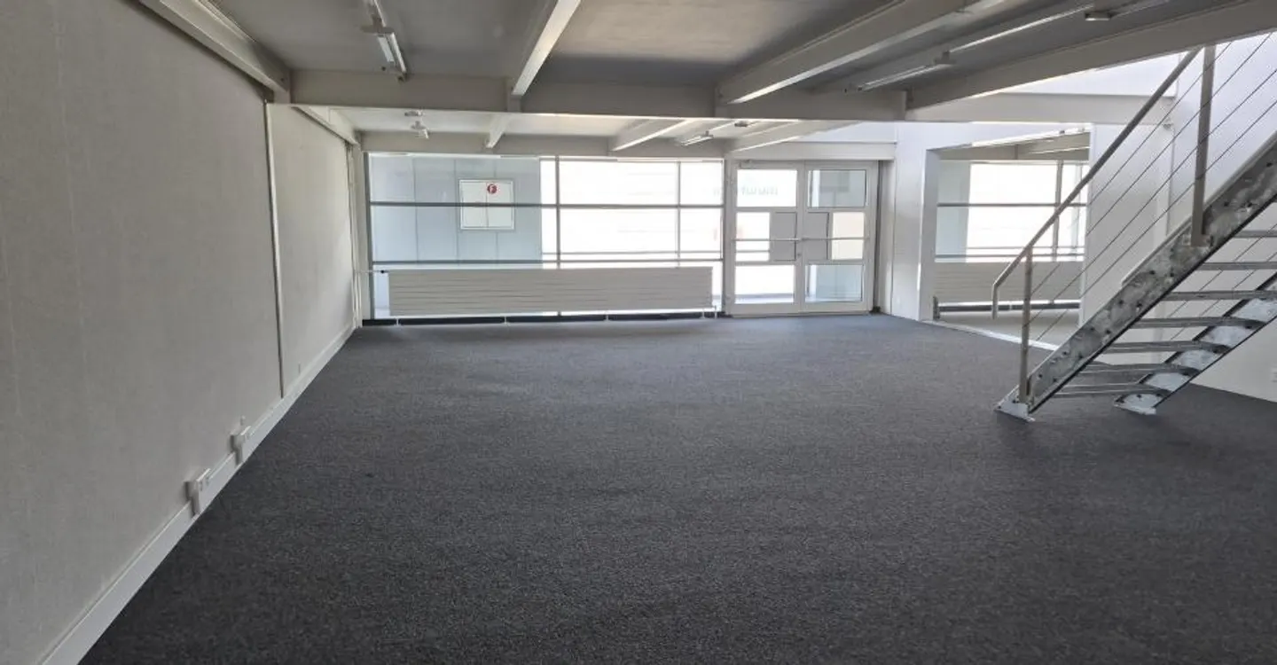 Spazio uffici attraente nella zona industriale di André-Piller - Foto 4 di 11