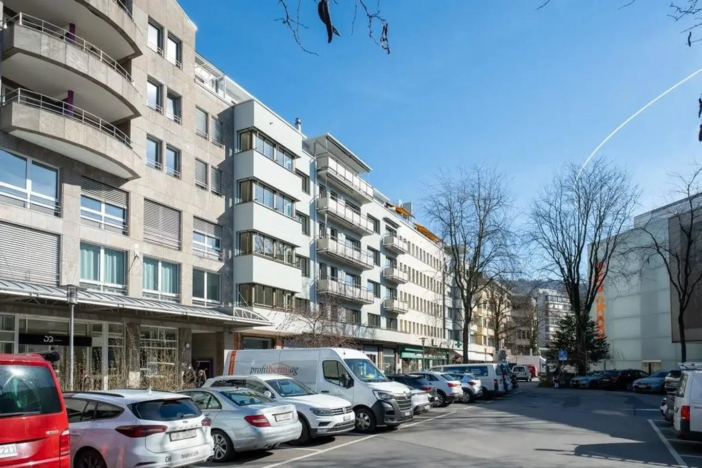 Motorradparkplatz in Zug - Foto 1 von 1