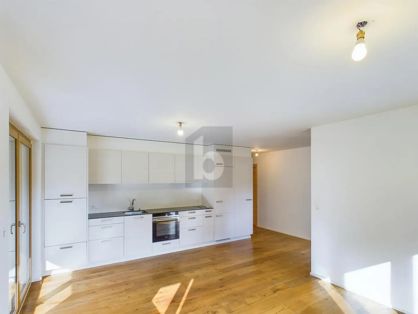 IN RESIDENZA PRINCIPALE, VISTA SULLE MONTAGNE - Foto 1 di 5