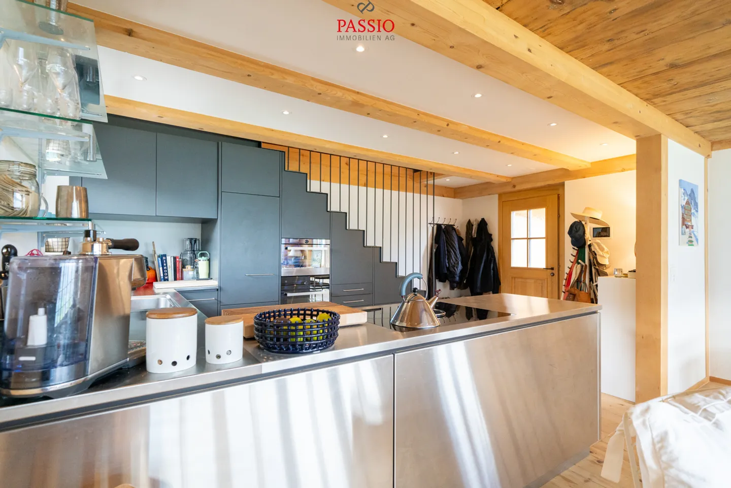 Casa storica di 3,5 stanze con studio di 1 stanza direttamente sul lago di Brienz - Foto 6 di 33