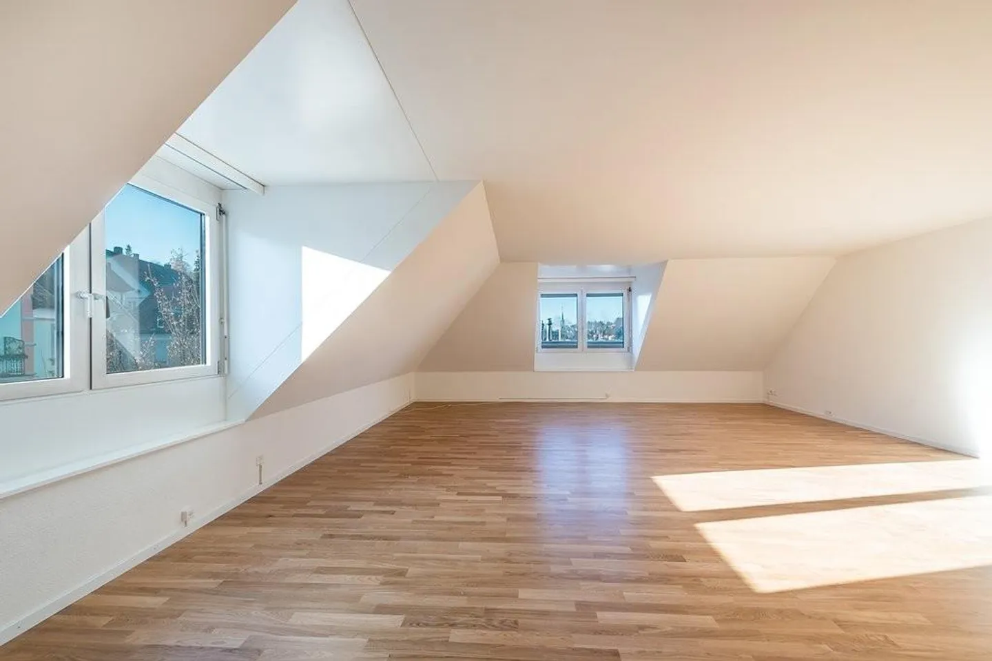 Attico con magnifica terrazza panoramica - Foto 4 di 10