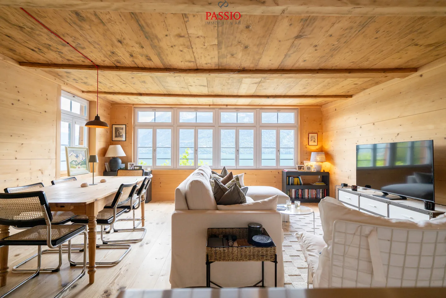 Casa storica di 3,5 stanze con studio di 1 stanza direttamente sul lago di Brienz - Foto 7 di 33