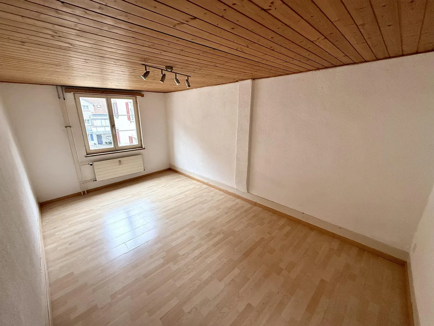 Top! Bellissimo appartamento di 3.5 stanze vicino al lago! - Foto 5 di 10