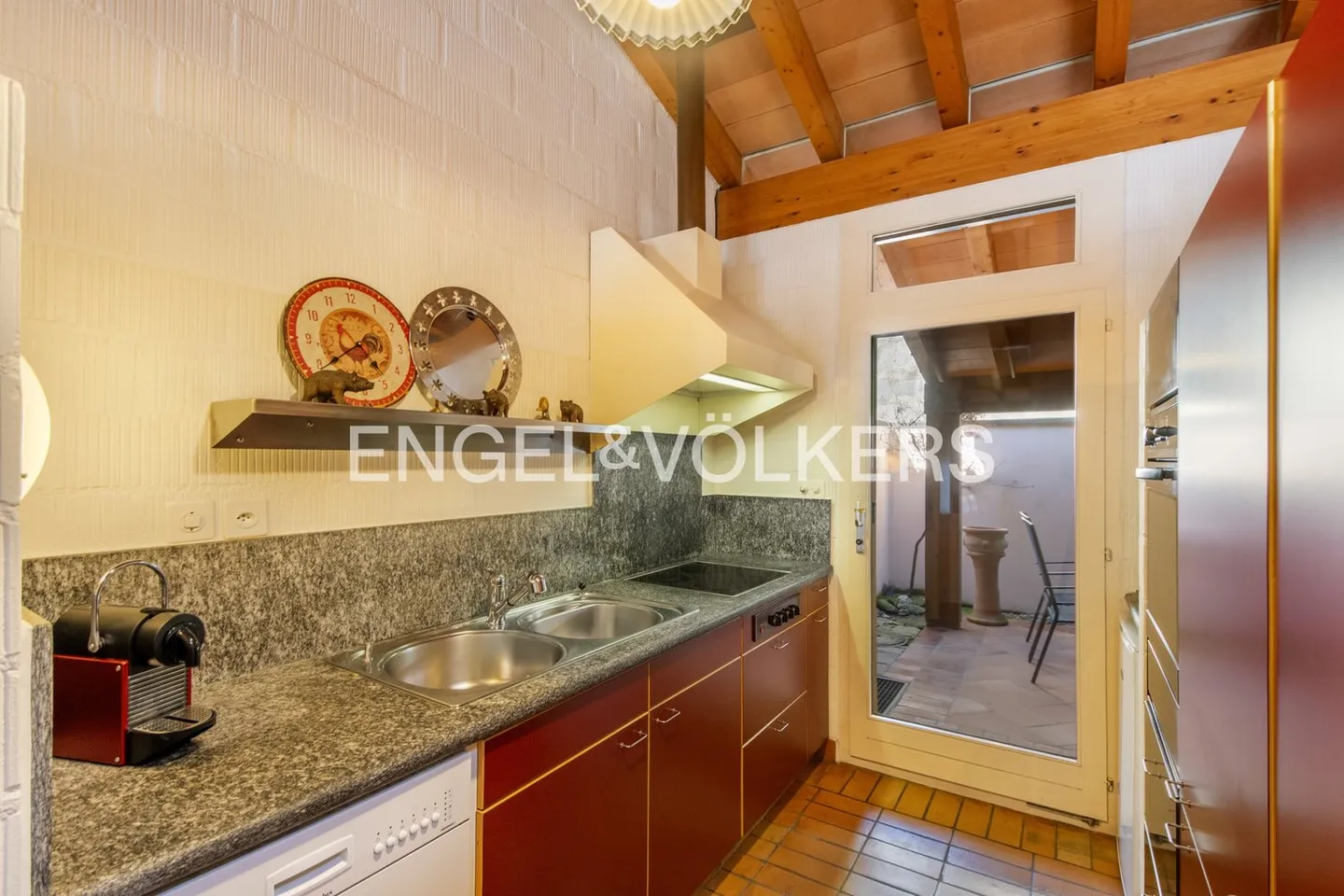 Affascinante casa a schiera con 3,5 stanze e vista unica sul lago (21) - Foto 7 di 11