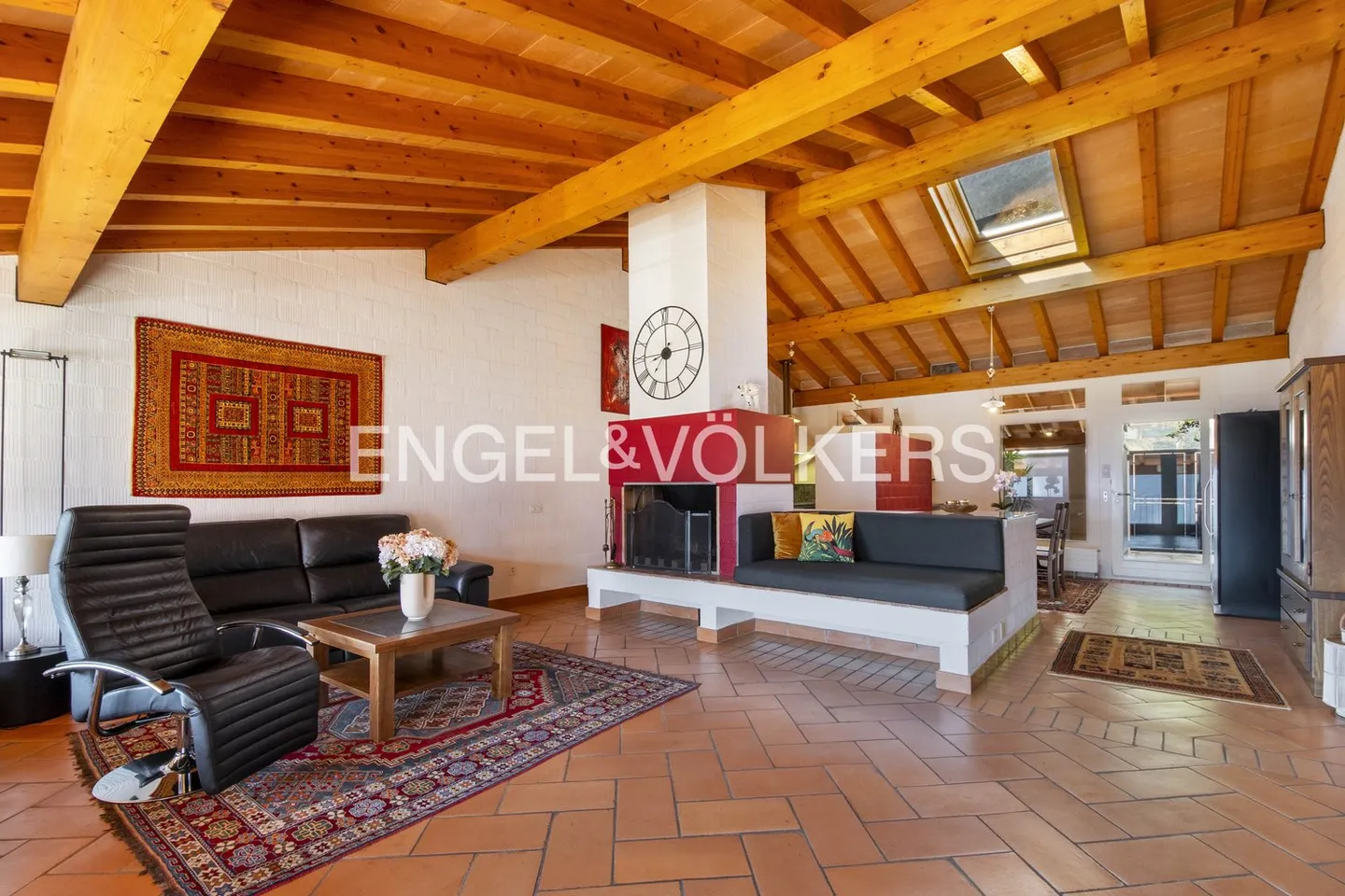 Affascinante casa a schiera con 3,5 stanze e vista unica sul lago (21) - Foto 3 di 11