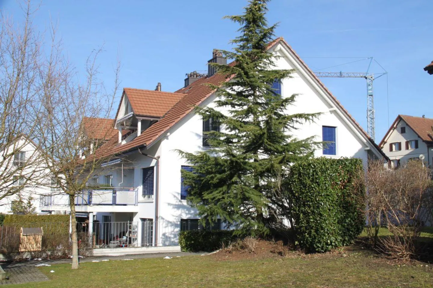 Appartamento 4.5 locali con patio - Foto 1 di 7