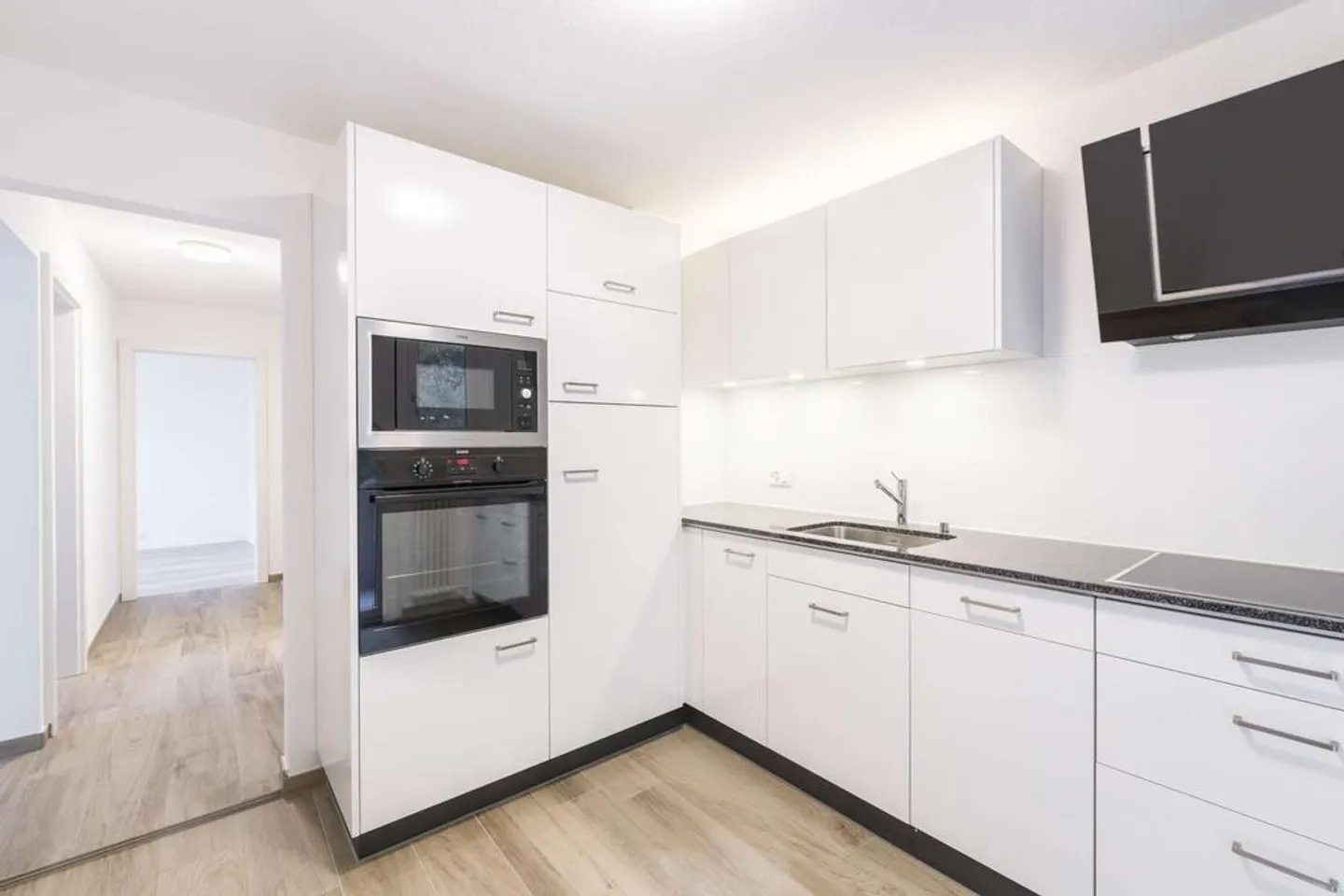 Appartamento moderno cerca... - Foto 2 di 7