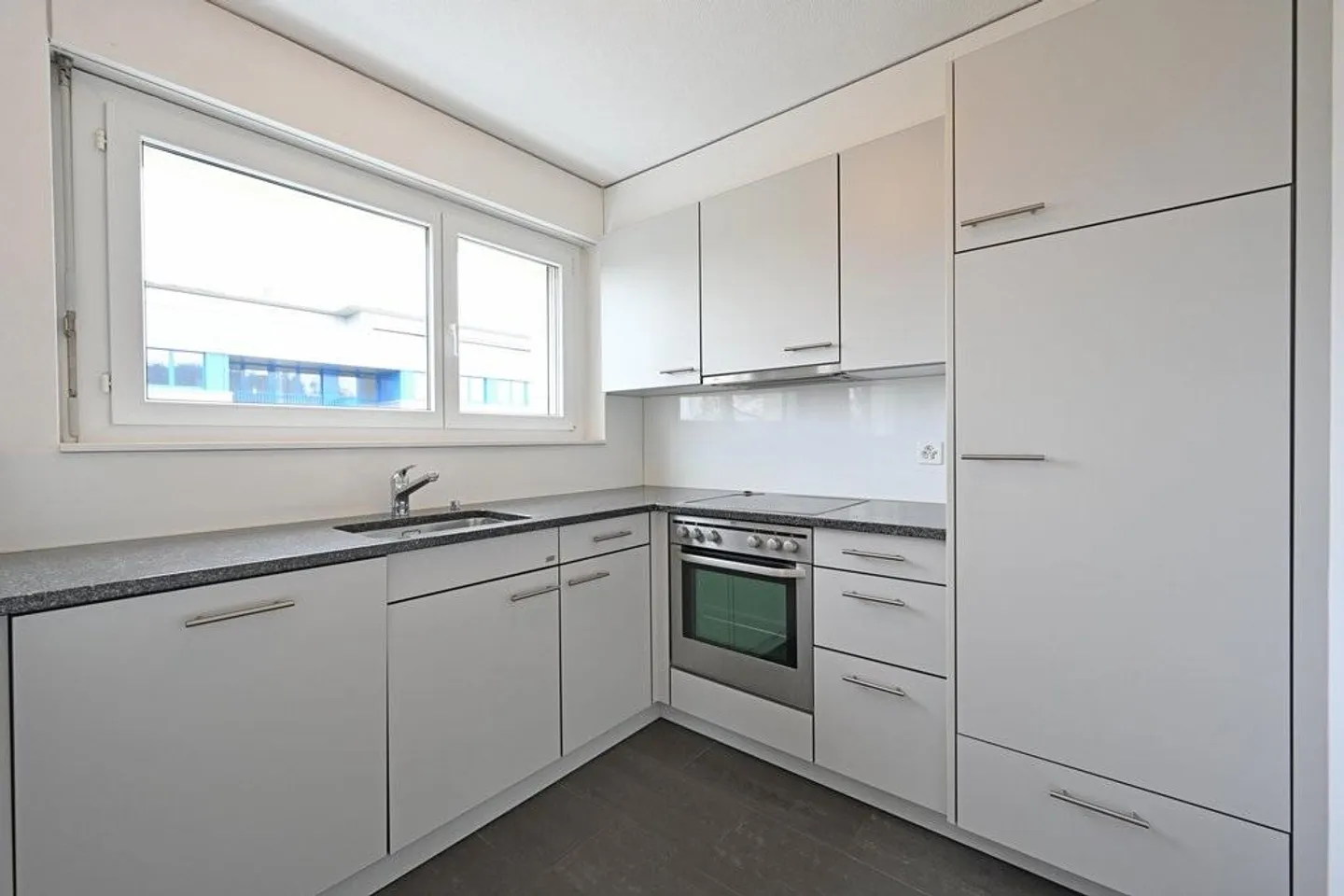 Your new family apartment on the raised ground floor - Photo 8 of 12