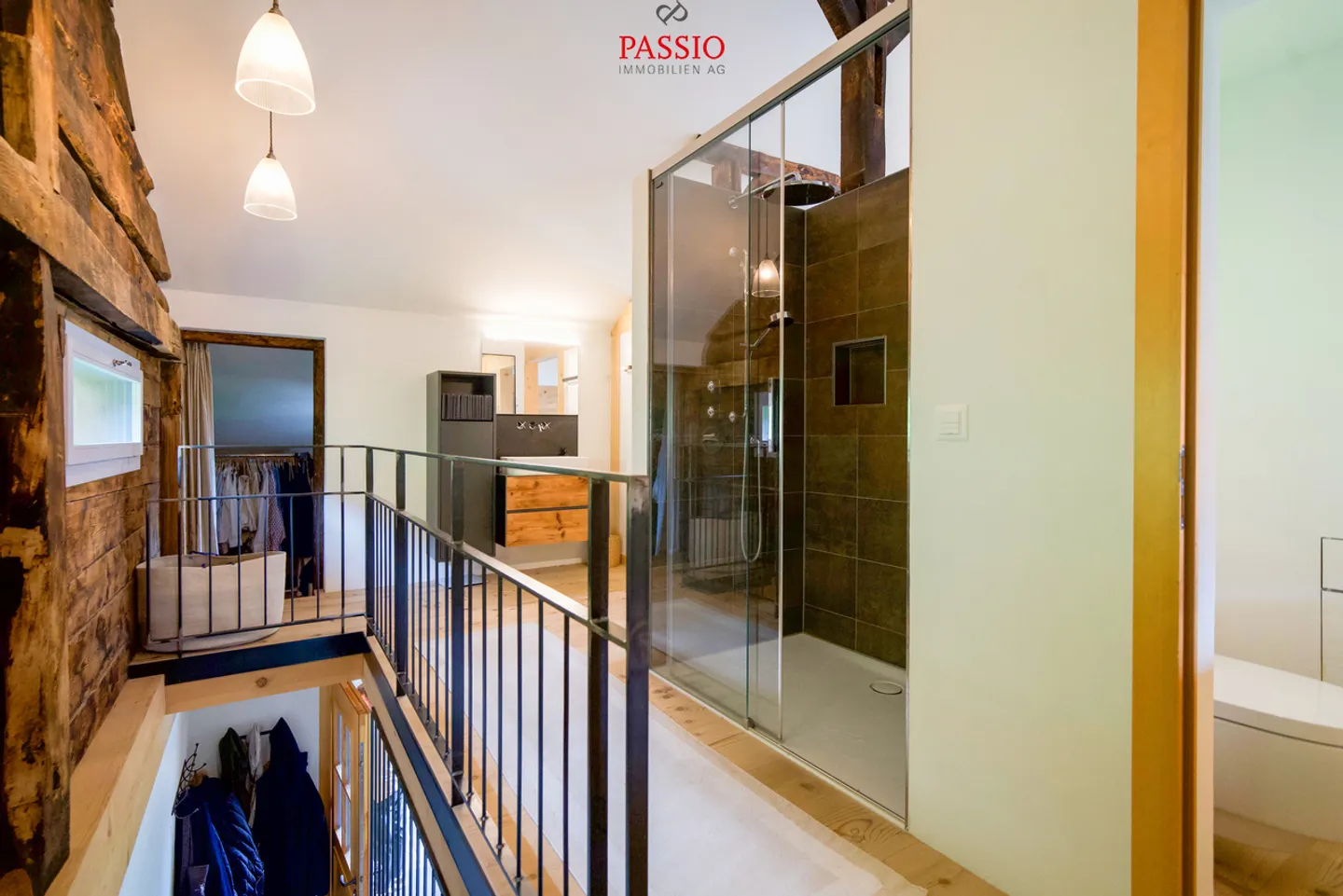 Casa storica di 3,5 stanze con studio di 1 stanza direttamente sul lago di Brienz - Foto 14 di 33