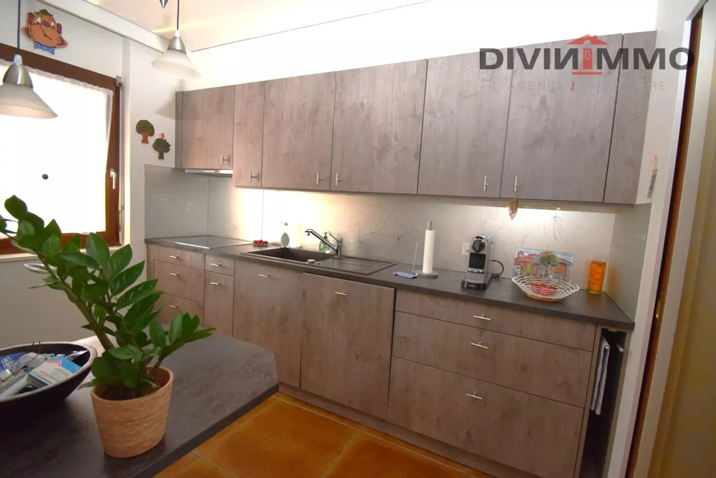 Spacious 5.5-Room Apartment - Photo 11 of 13