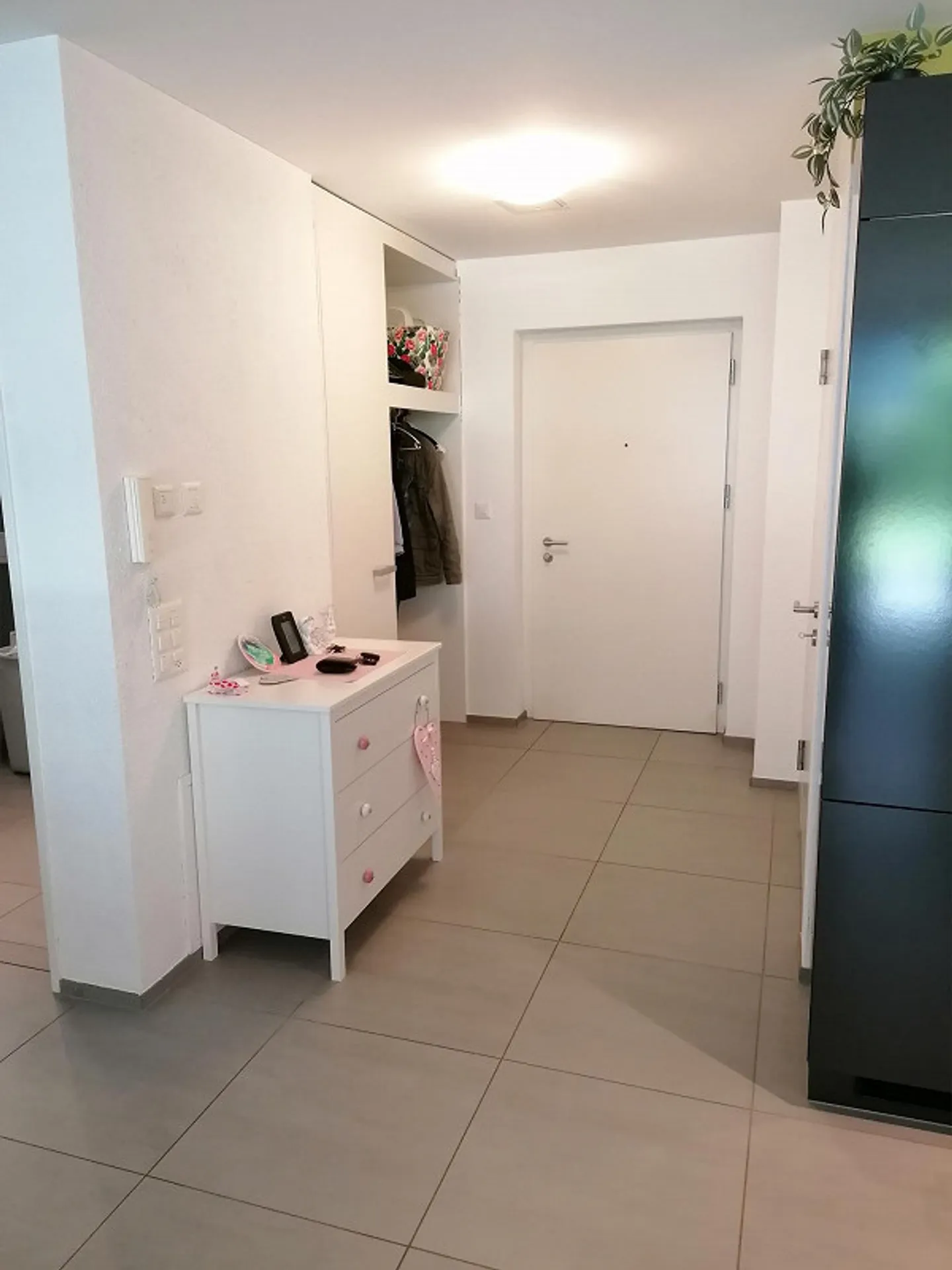 Moderno appartamento di 2,5 stanze con enorme terrazza giardino - Foto 1 di 8